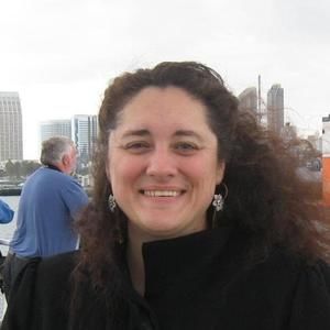 Meet your Posher, Naomi